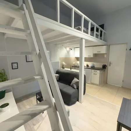 Z Antresola I Prywatnym Patio * Krakau