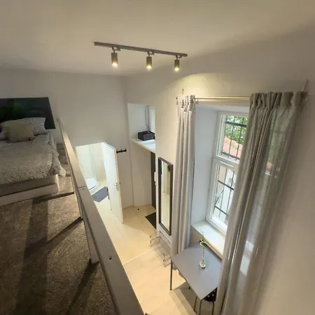 Appartamento Z Antresola I Prywatnym Patio *