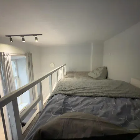 Z Antresola I Prywatnym Patio Appartamento *